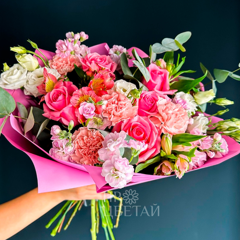 Сборный букет с эустомой «Чудеса»