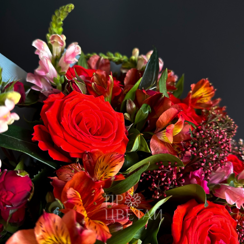 Сборный букет с орхидеей «Ноктюрн» 1