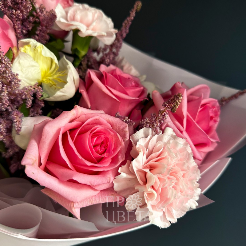 Сборный букет с хризантемой «Каприз» 1