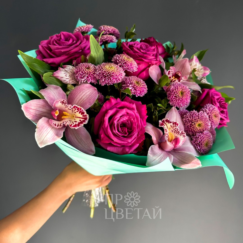 Сборный букет с орхидеей «Розовое сияние»