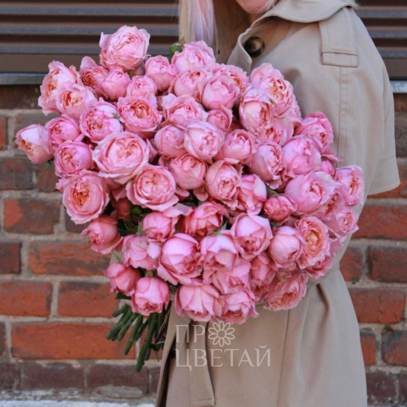 Букет из кустовых роз «Вечная любовь»