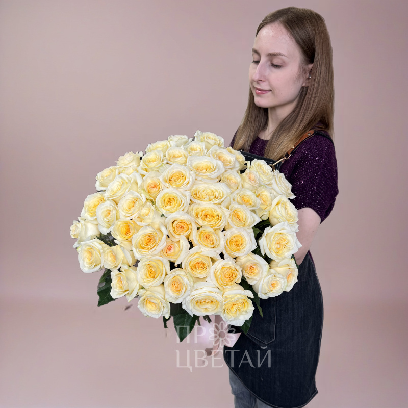 Пионовидная роза 51шт «Любовь» 2