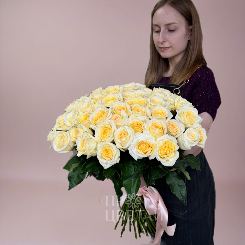 Пионовидная роза 51шт «Любовь» 3