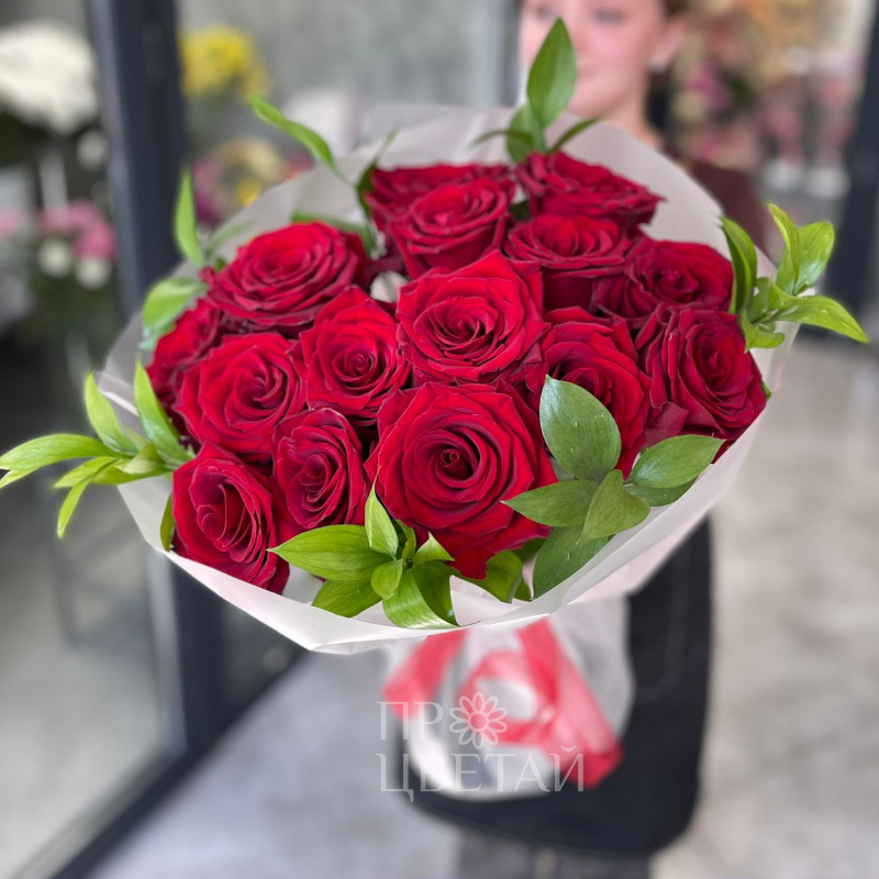 Букет с красными розами 