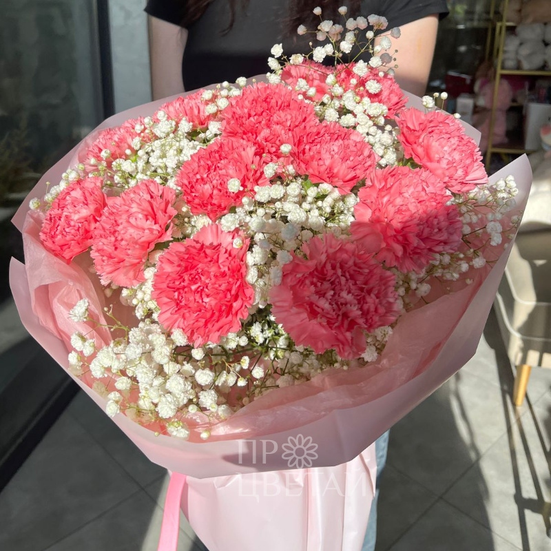 Букет с гипсофилой «Яркая вспышка»