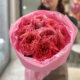 Букет из 9 роз «Красота» от интернет-магазина «Процветай» в Хабаровске